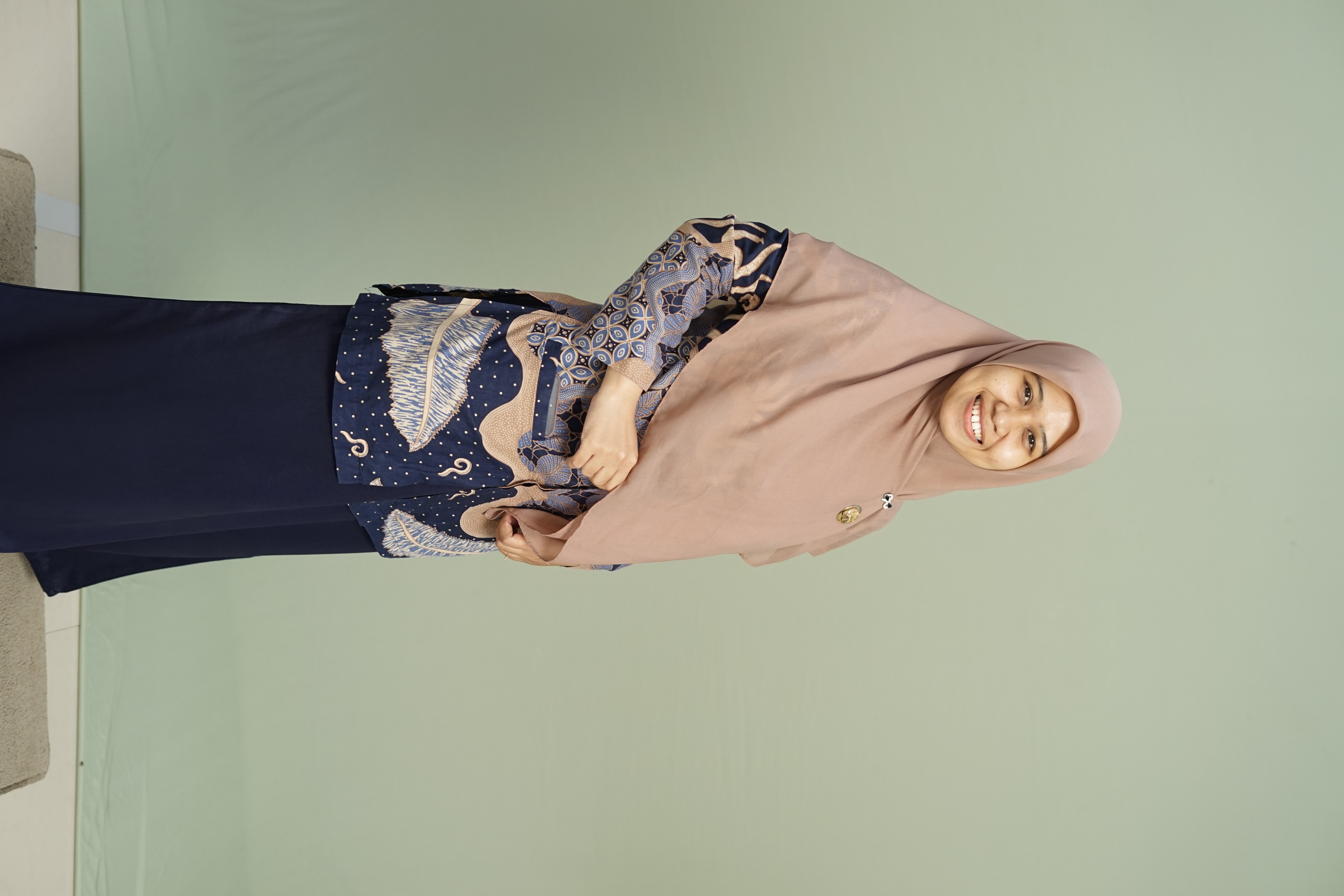 <center>BENDAHARA DIPA<br>Ima Wahyuni,S.Pd.</center>